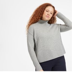 Everlane Cashmere Square Turtleneck  Sweater - Size Small
